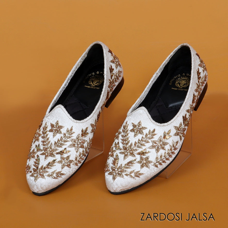 Voganow | Buy Men Embroidered Zardosi Shoes Online
