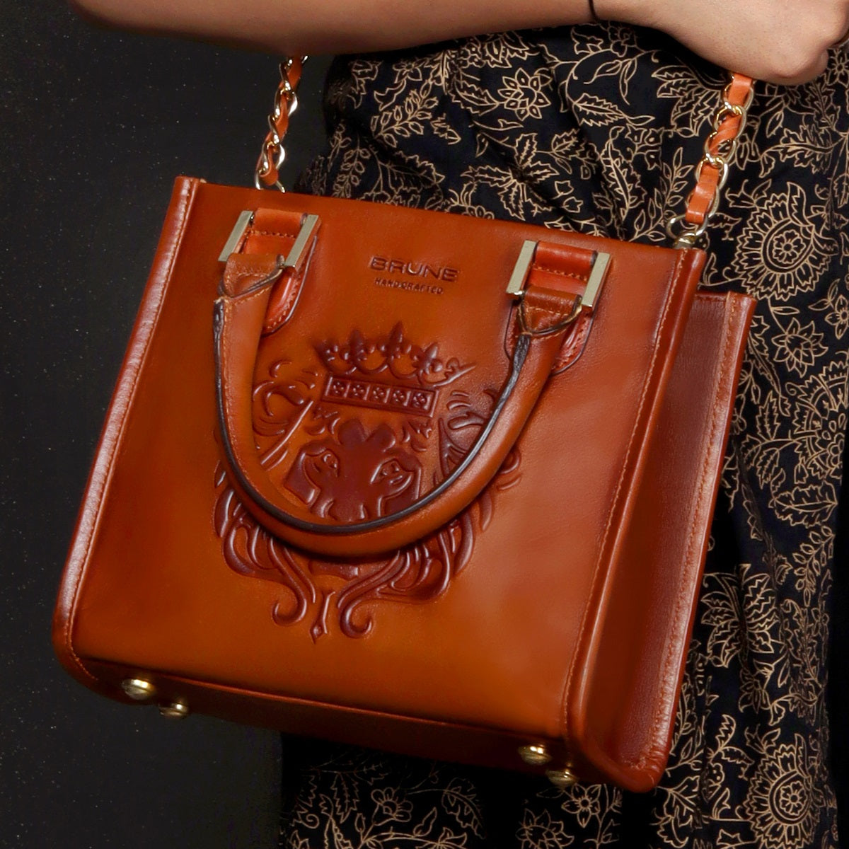 Buy Medium Sized Crossbody Purses Ladies Designer Shoulder Bags for Women  Handbags at Amazon.in